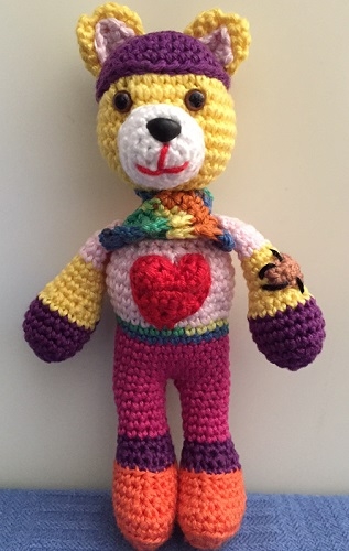 Lybe: Het steunknuffelbeertje dat hoop en kracht brengt